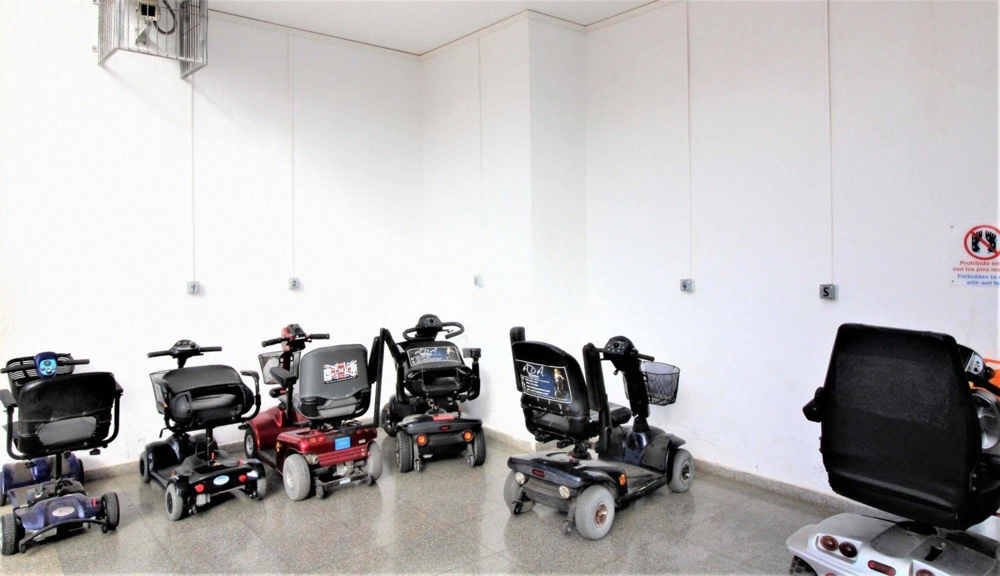 Acuarium 3 Studio - Zand Properties Benidorm Buitenkant foto